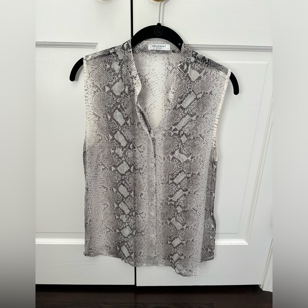 Equipment 100% Silk Snake Print Silver Sleeveless Blouse Size S